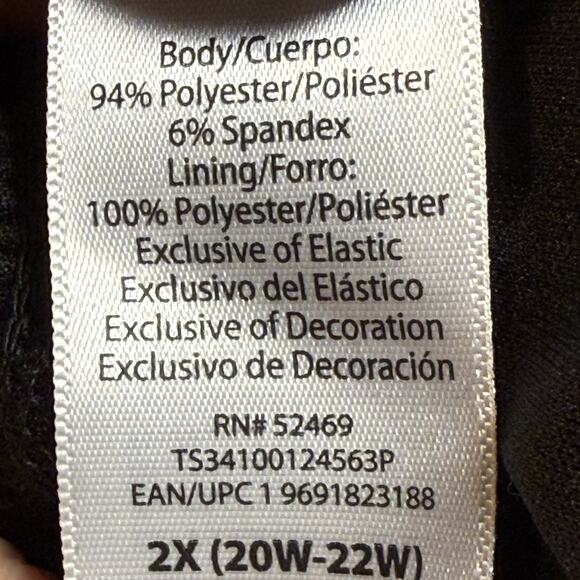 Terra & Sky Midi Dress NEW Sz 2X Smocked Mesh Bold Roses Berry Wine Lined Bohe - Picture 8 of 9